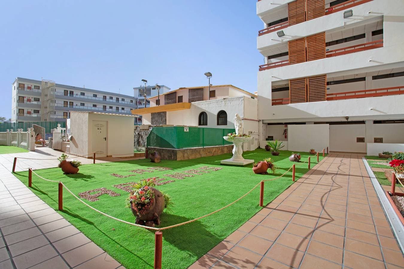 Foto 13 von 26: Ferienwohnung 'Einheit A' mit Gemeinschaftspool, Terrasse und WLAN