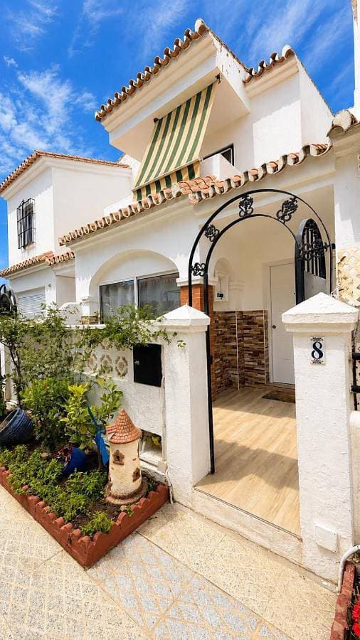 Casa Pom at the Beach 1