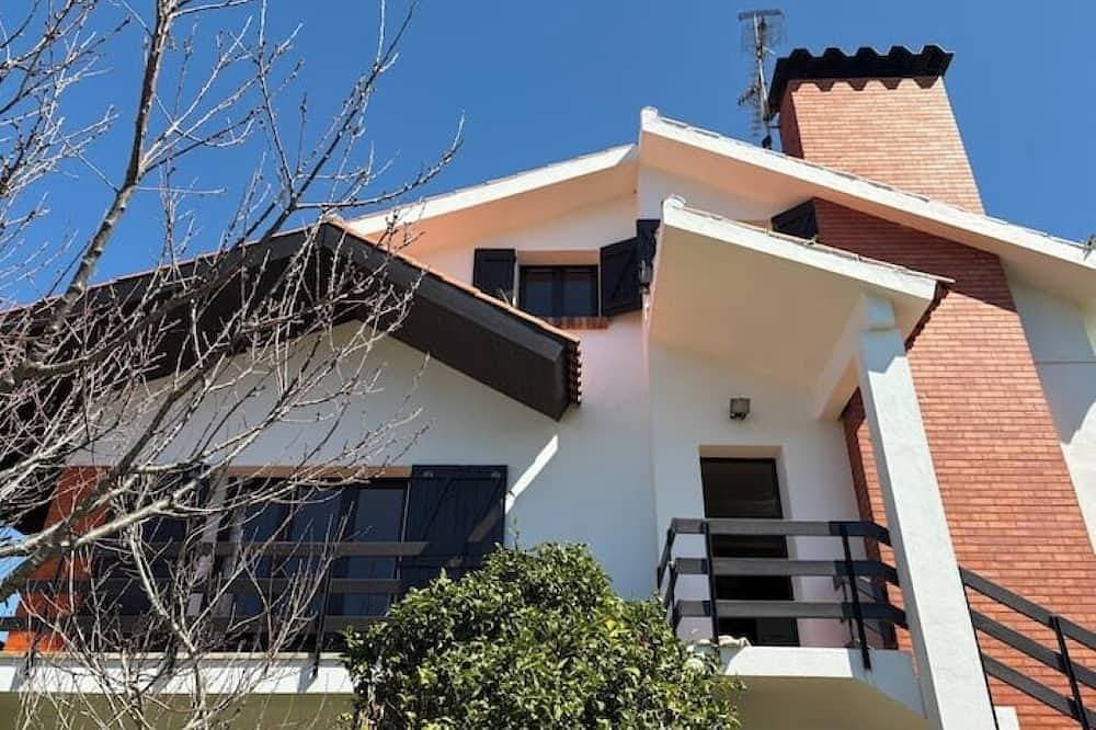 Alma CaloRosa – Sea View Escape in Romantic Moledo, Northern Portugal 1