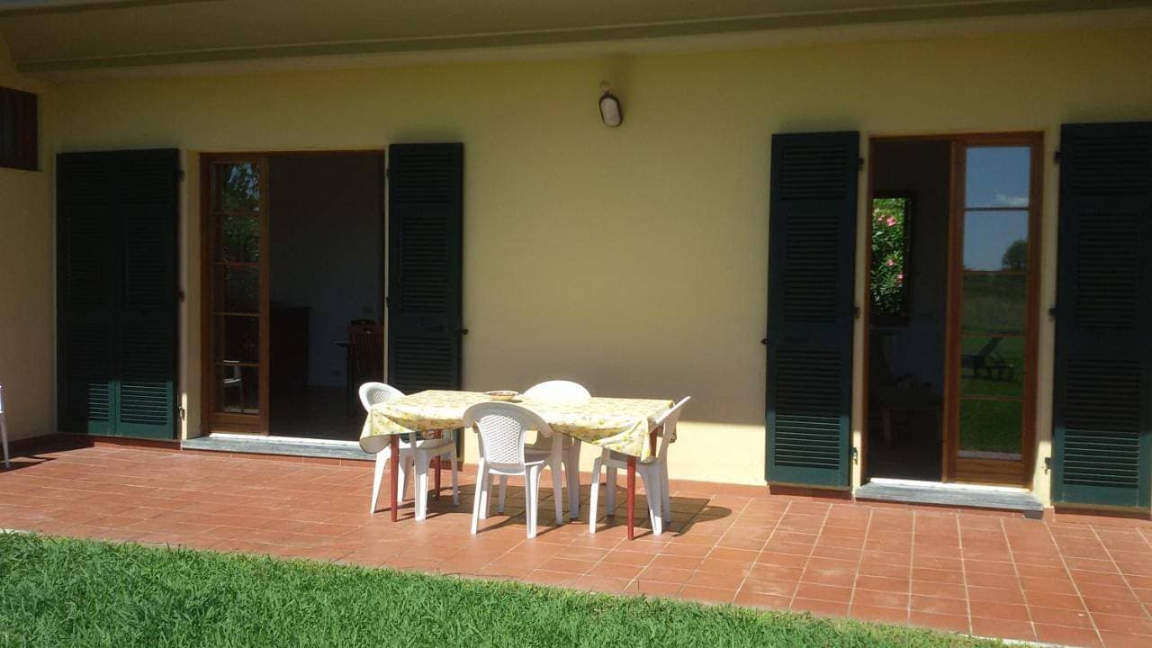 Foto 7 von 53: Two-Bedroom Apartment