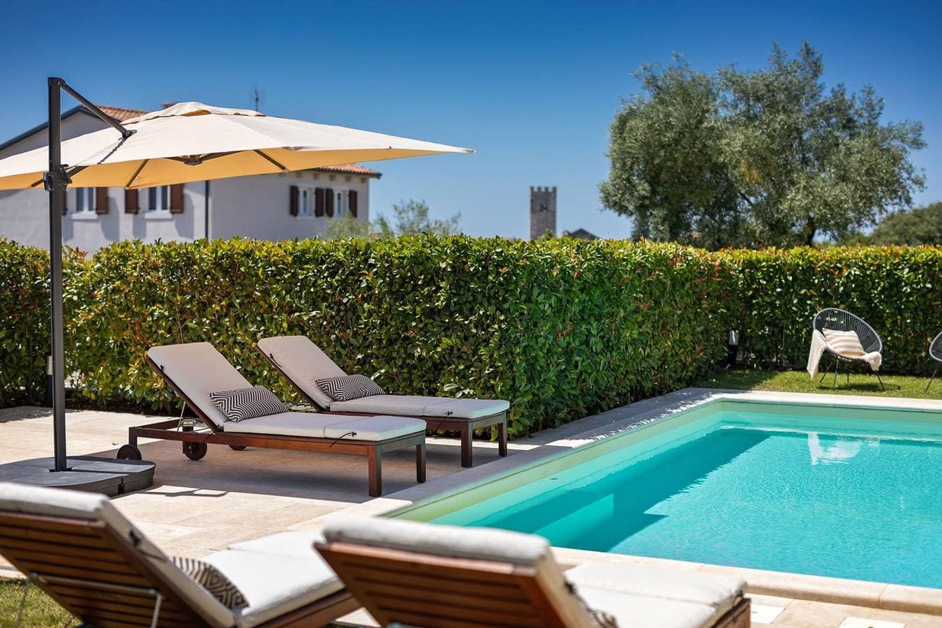 Foto 12 von 56: Villa Laurentii – schöne moderne Villa mit privatem Pool