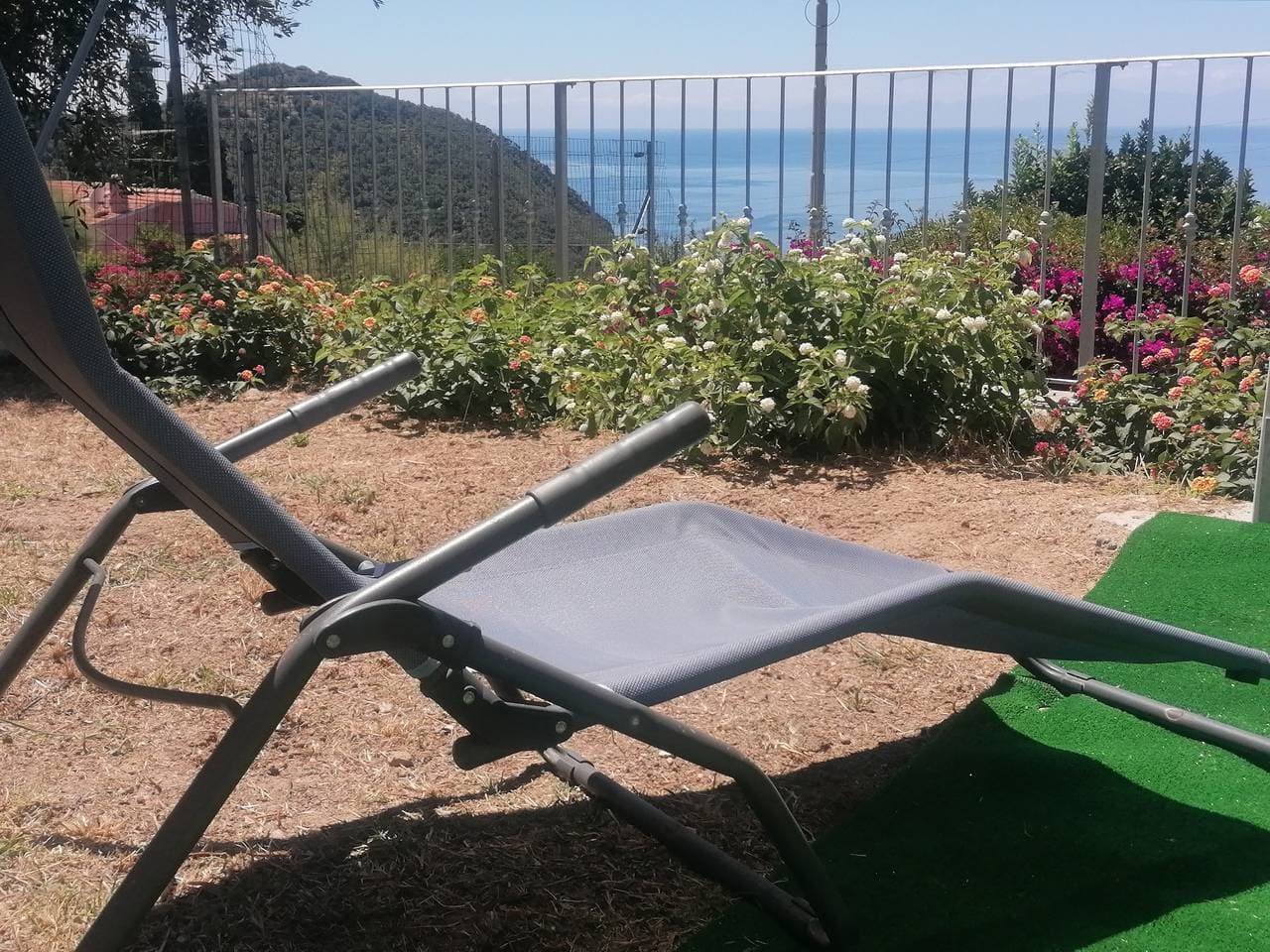 Foto 3 von 35: Ferienwohnung 'Il Rosmarino' mit Meerblick, Wi-Fi und Klimaanlage