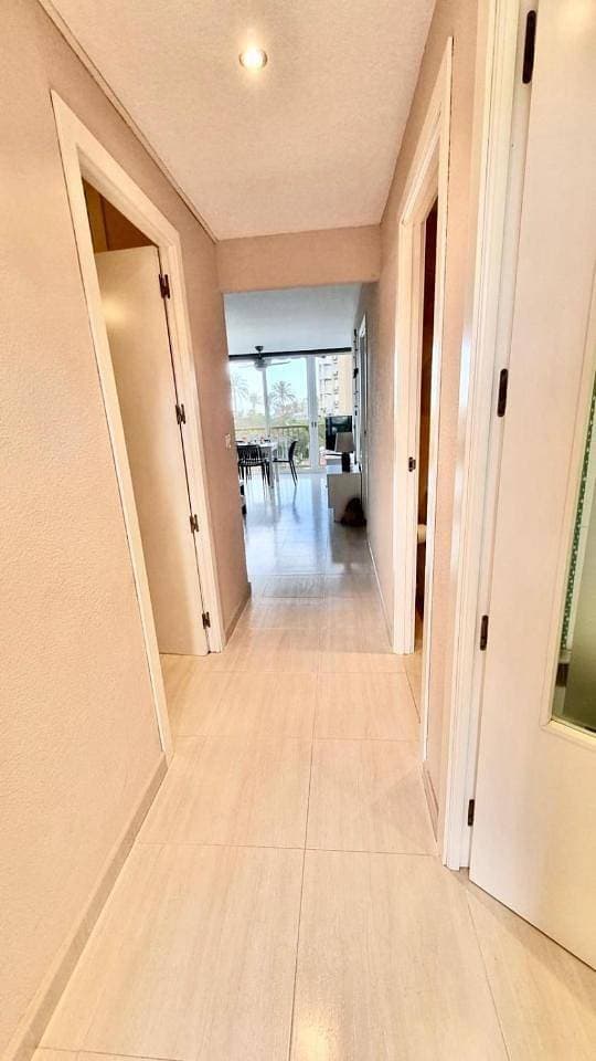 Foto 8 von 27: Two-Bedroom Apartment