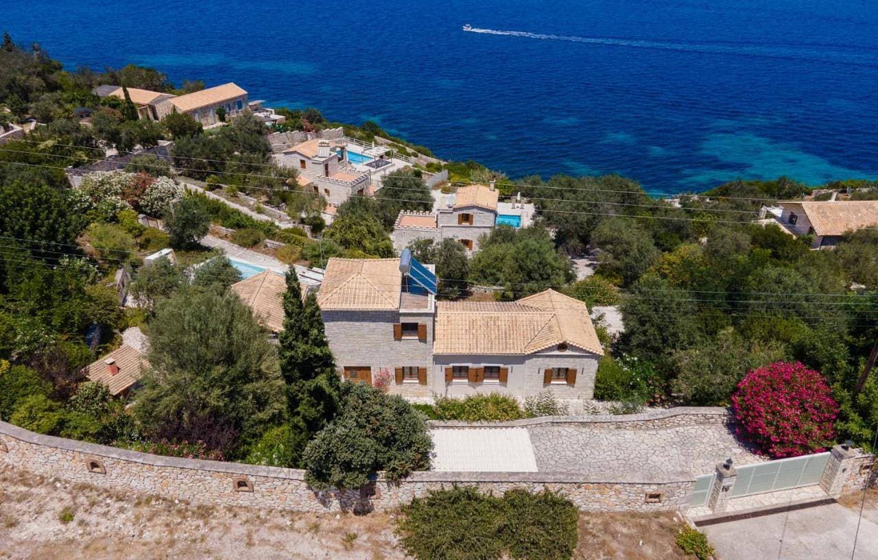 Foto 5 von 43: Villa with Sea View