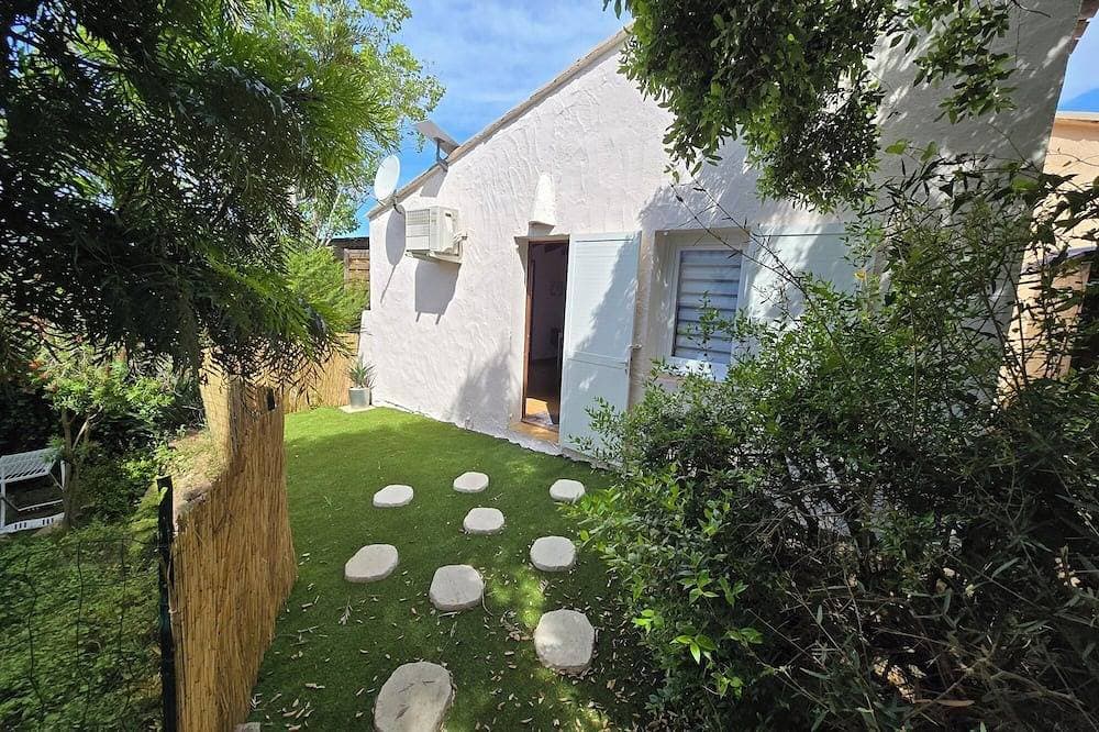 Foto 6 von 21: Santa Giulia Mini Villa mit herrlicher Meerblick-Terrasse, 400 m vom Strand.