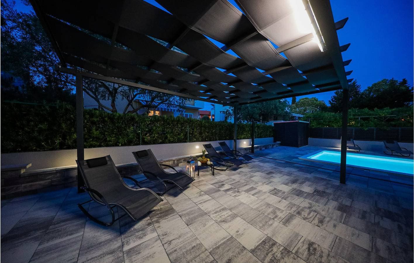 Foto 5 von 26: Terrassenapartment am Pool mit Wi-Fi, AC, Parkplatz - 1,5km Strand