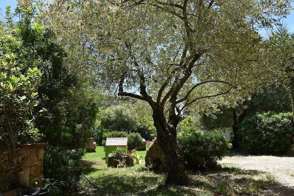 Foto 9 von 16: Ferienwohnung in villa mit Garten bis 5 Minuten vom Sandstrand