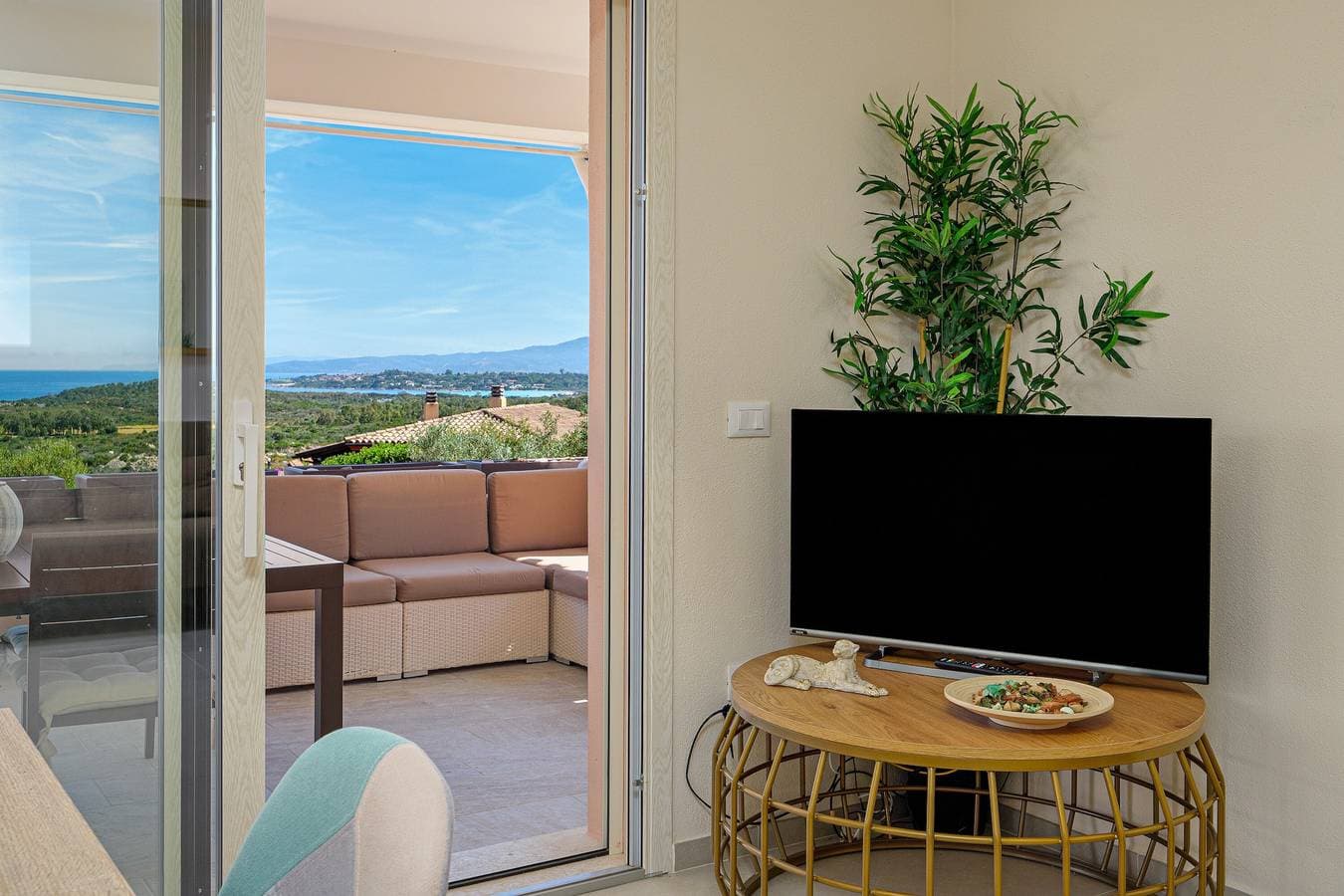 Foto 5 von 32: Villa „Leone“ mit Meerblick, WLAN und Klimaanlage