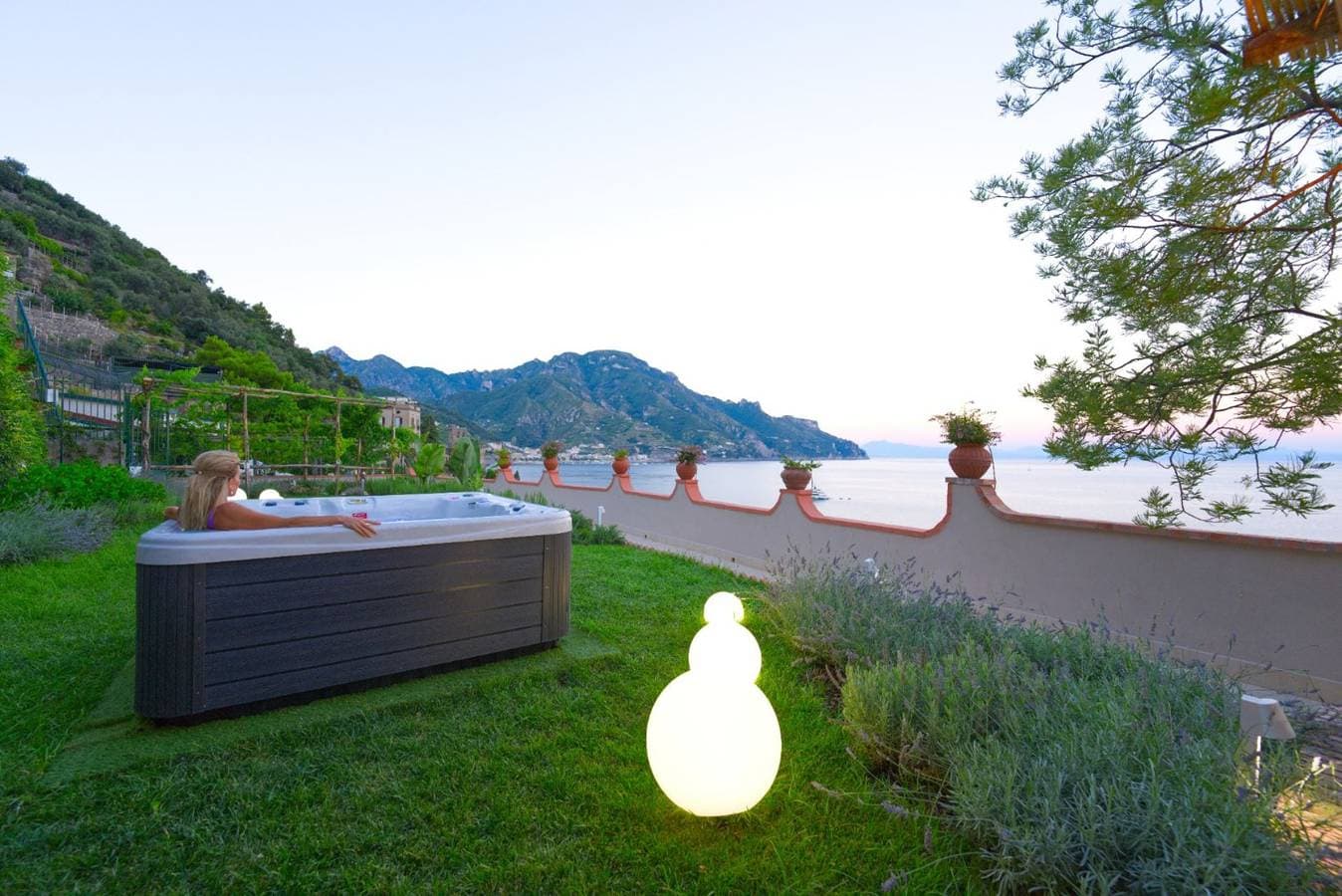Foto 9 von 52: Appartement am Strand mit Pool und Parkplatz