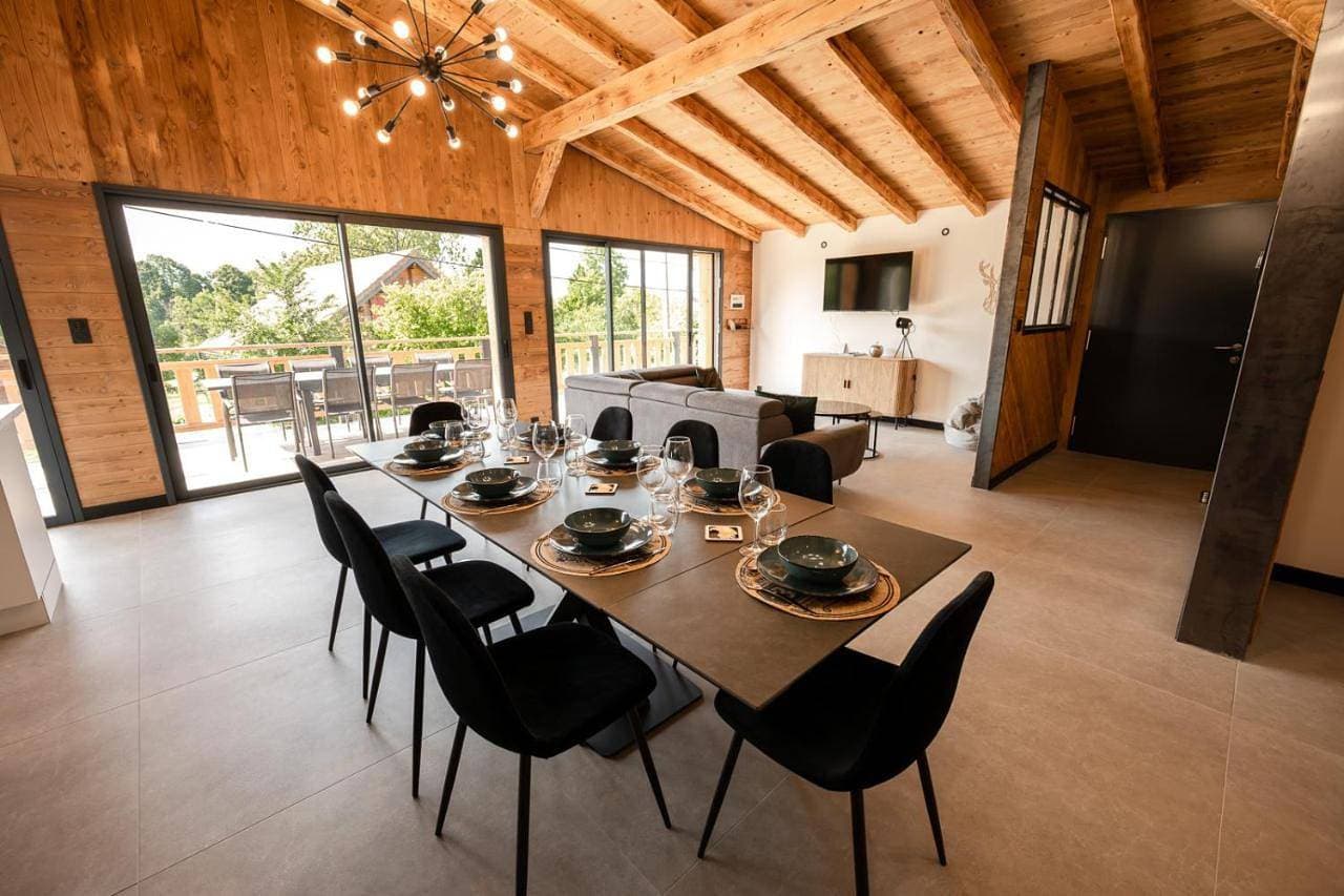 Chalet authentique - Au cœur des Quatre Lacs 1