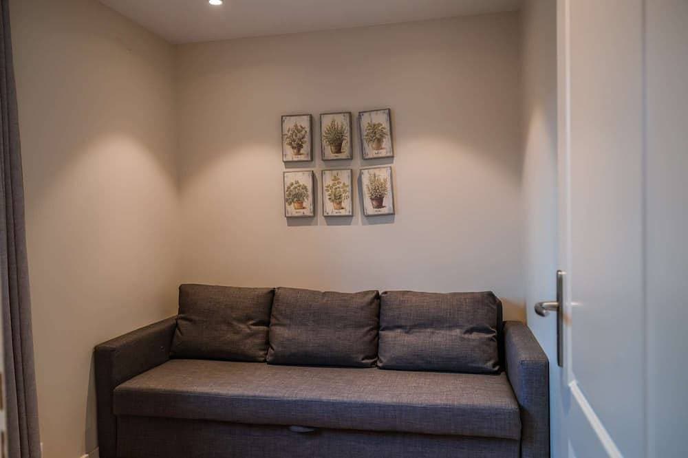 Foto 7 von 28: Neue Luxus-3-Bett-Villa mit privatem Pool auf Chateau Immobilien
