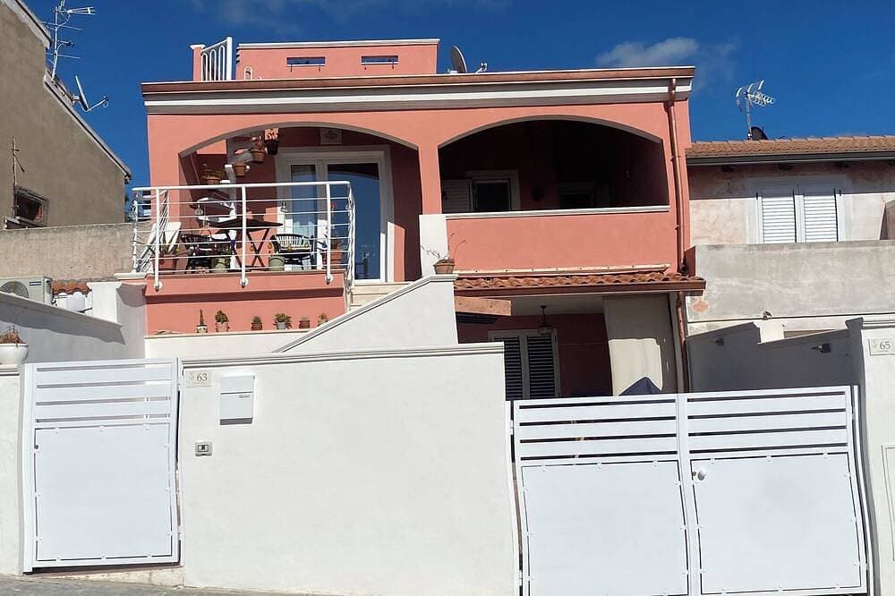 Foto 9 von 30: Komplettes Haus mit allem Zubehör mit Panoramablick und externer Veranda