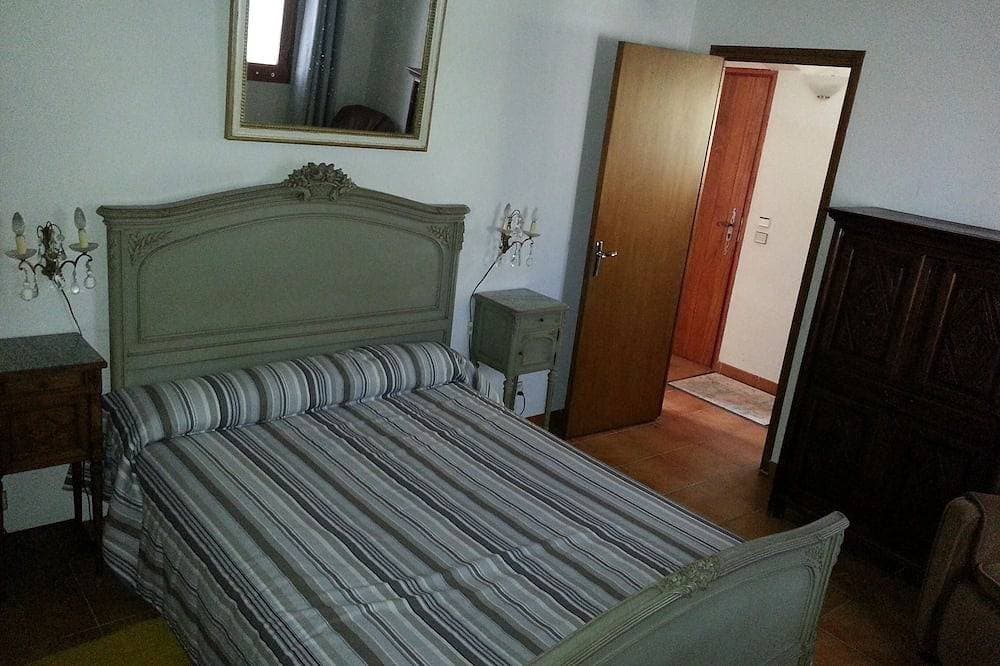 Foto 3 von 20: 65m2 Wohnung, unabhängig in Villa, Terrasse, Garten und Parkplatz, 5 Pers.
