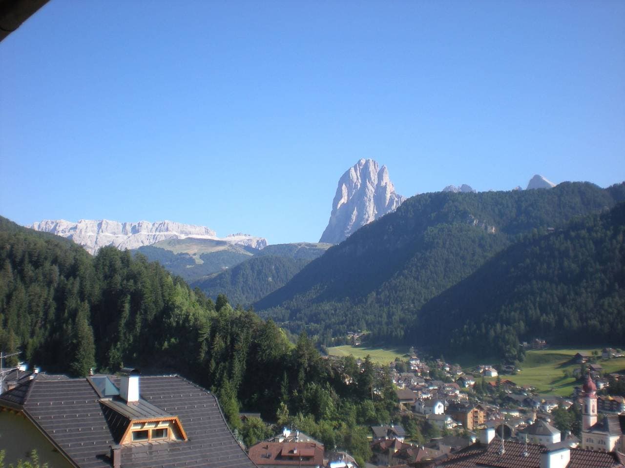 Foto 2 von 25: Mit privatem Balkon
