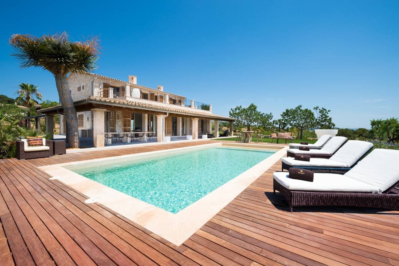 Villa 1
