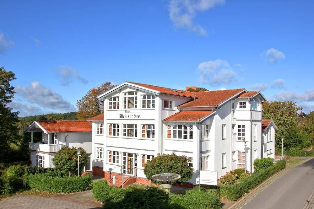 Foto 9 von 20: FeWo mit Garten-, Schwimmbad- und Saunanutzung - Haus Blick zur See FeWo 12
