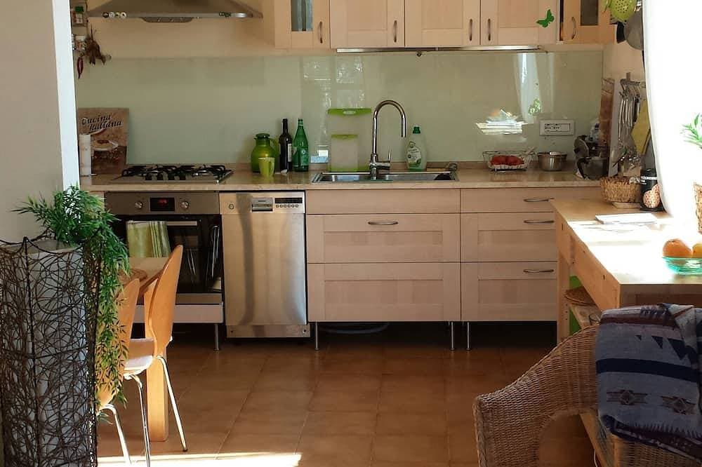 Foto 13 von 24: Freistehendes Ferienhaus mit Superblick auf Meer und Berge