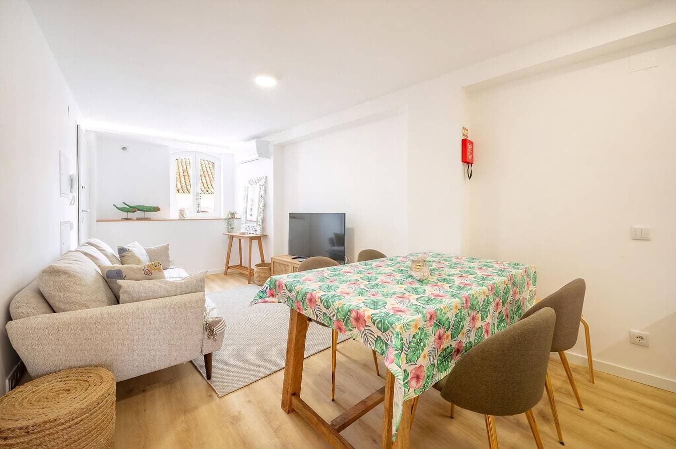 Foto 5 von 32: Ferienwohnung für 6 Personen mit Balkon