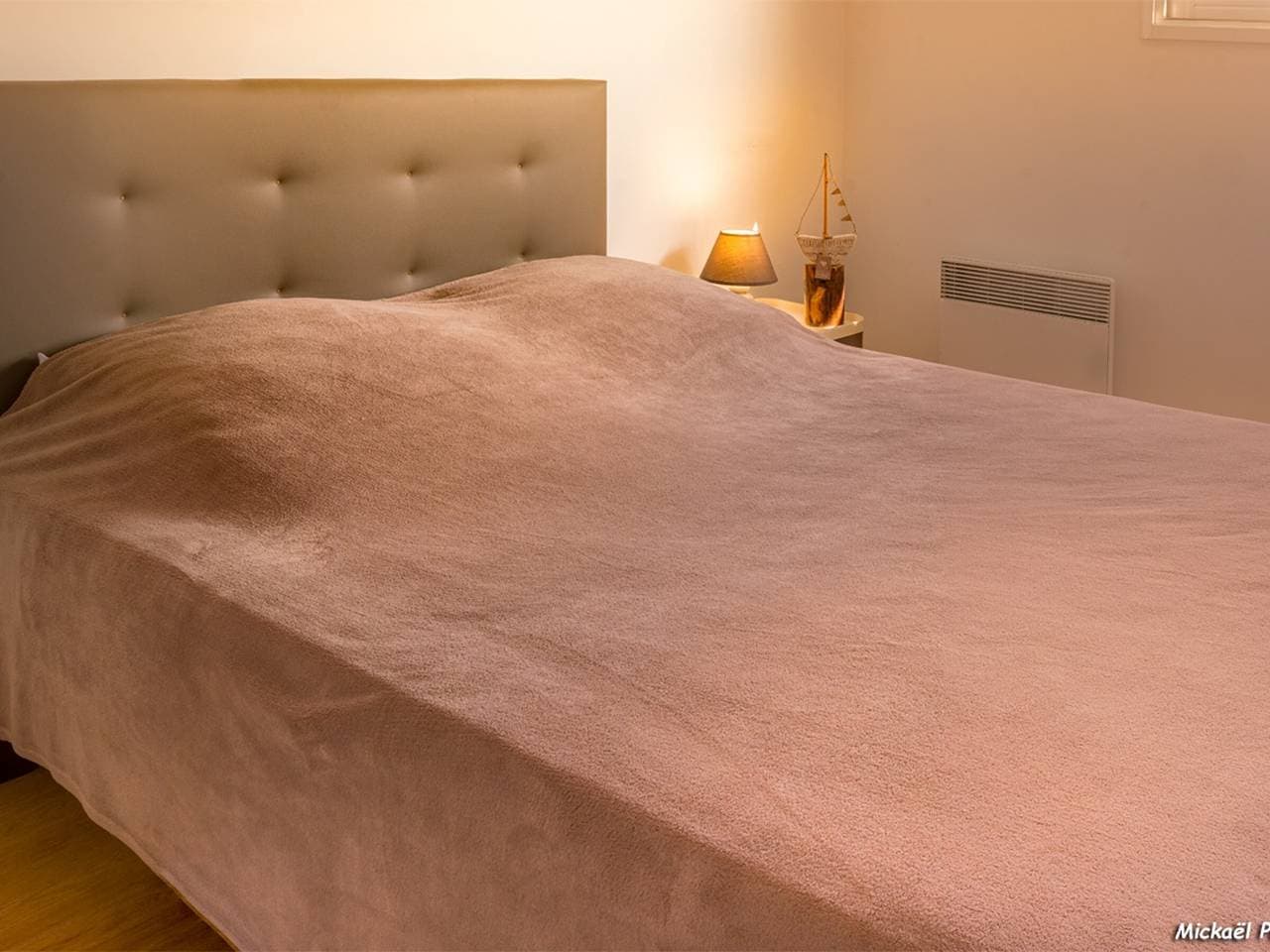 Foto 10 von 32: Moderne 3-Zimmer-Wohnung mit Balkon, Aufzug, nahe Stränden und Geschäften, Parkplatz inklusive