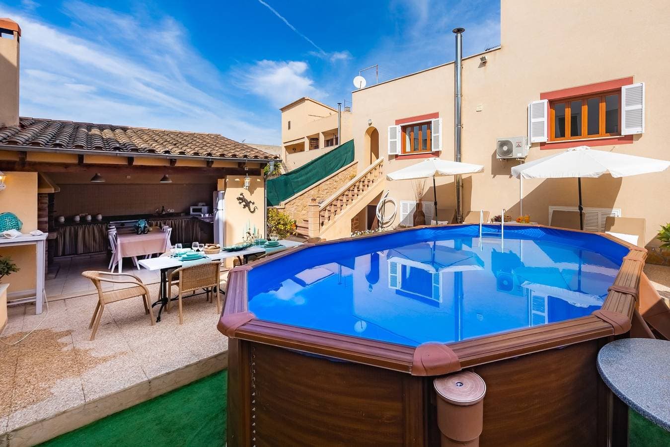 Foto 2 von 30: Ferienhaus Casa Hermosa mit Pool, Terrasse, Klimaanlage und WLAN
