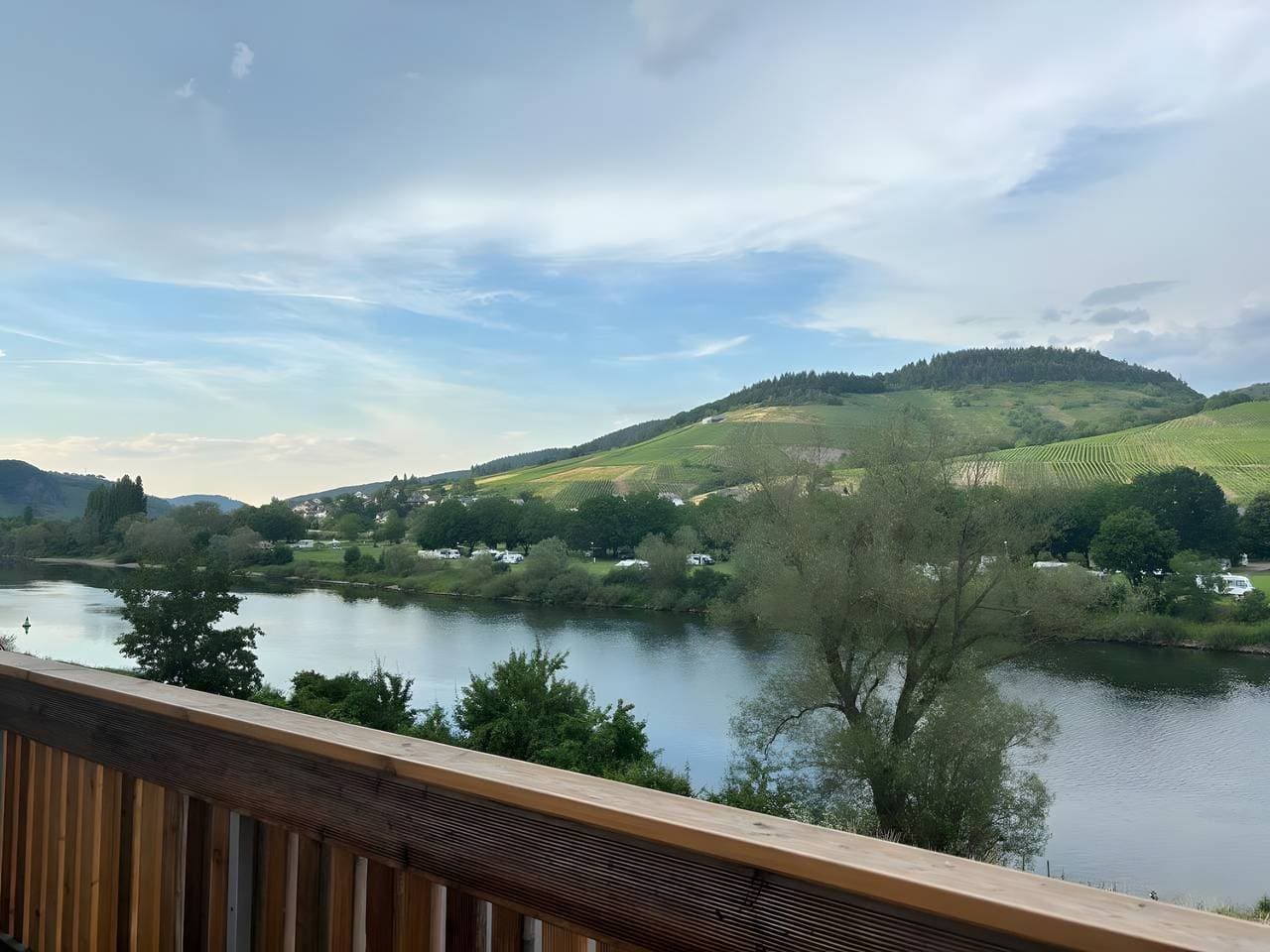 Foto 6 von 25: Traumurlaub direkt am Fluss: Ferienhaus „Zur Moselfähre“ in Kröv-Kövenig