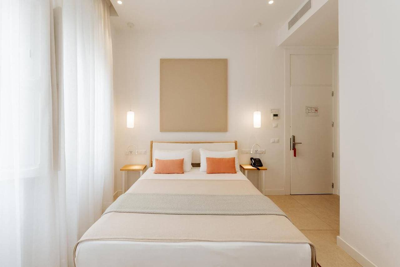 Foto 6 von 12: Standard Double Room