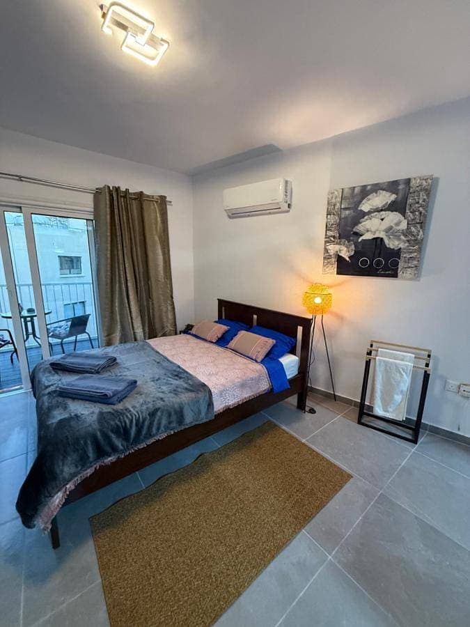 Cozy Studio 1