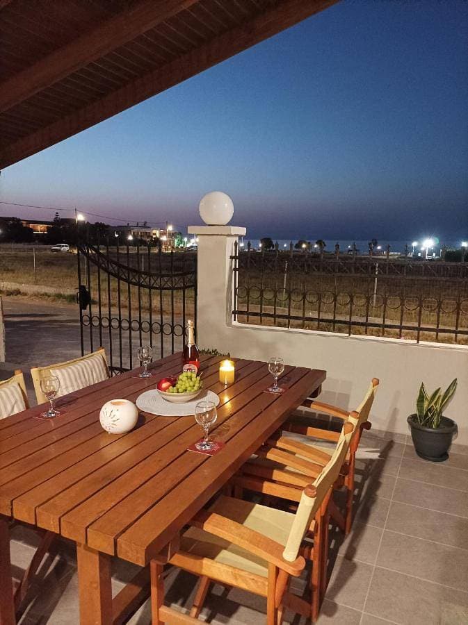 Seaview Apartment 1