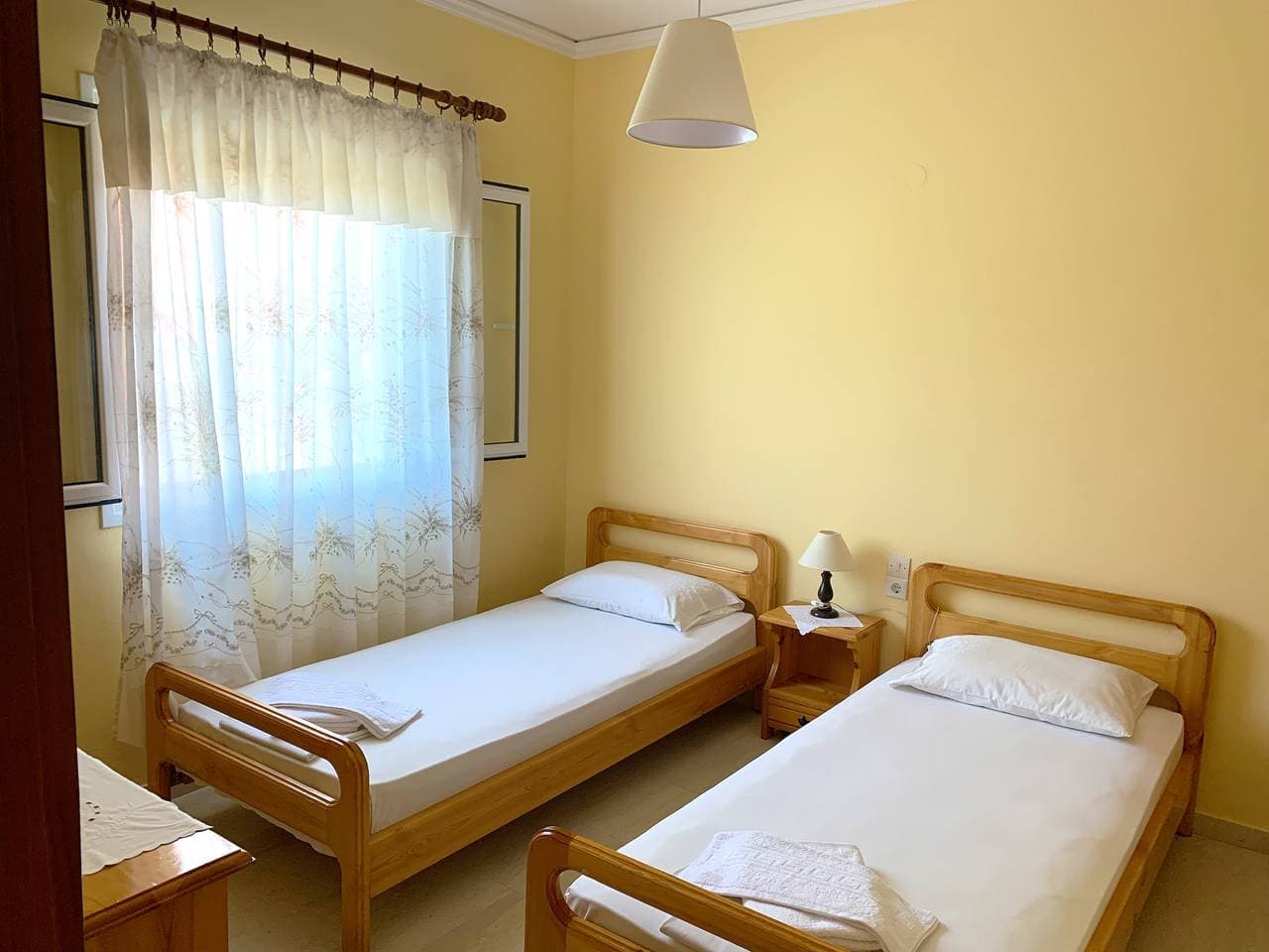 Foto 7 von 17: Spiros Apartments am Strand von Agios Gordios, Korfu, Griechenland