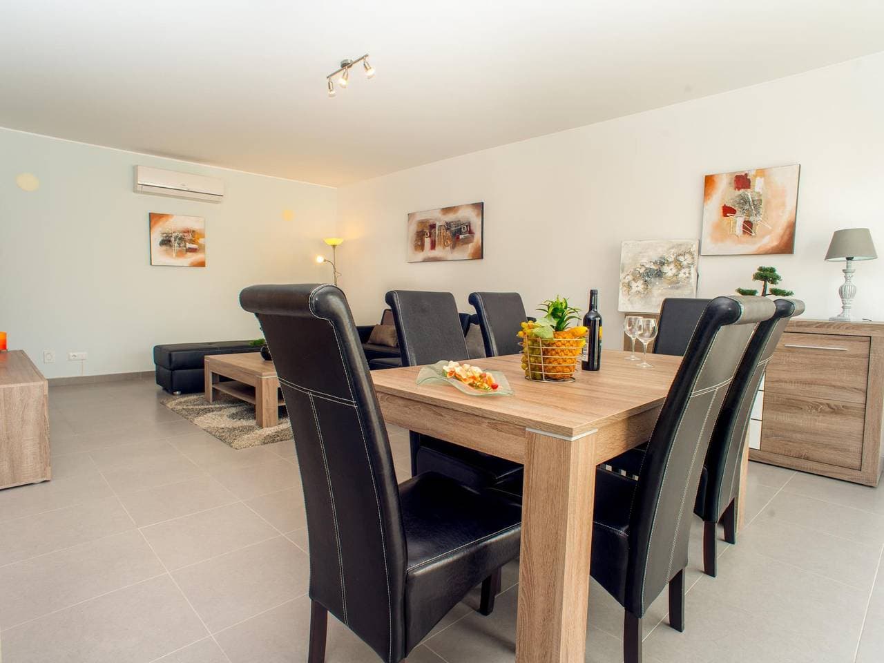 Foto 5 von 30: Ferienwohnung für 4 Personen mit Terrasse