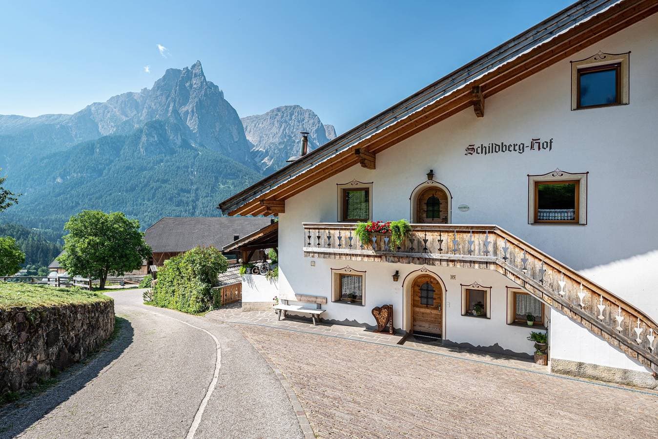 Foto 2 von 43: Ferienwohnung 'Schildberghof Panorama' mit Bergblick, Balkon und WLAN