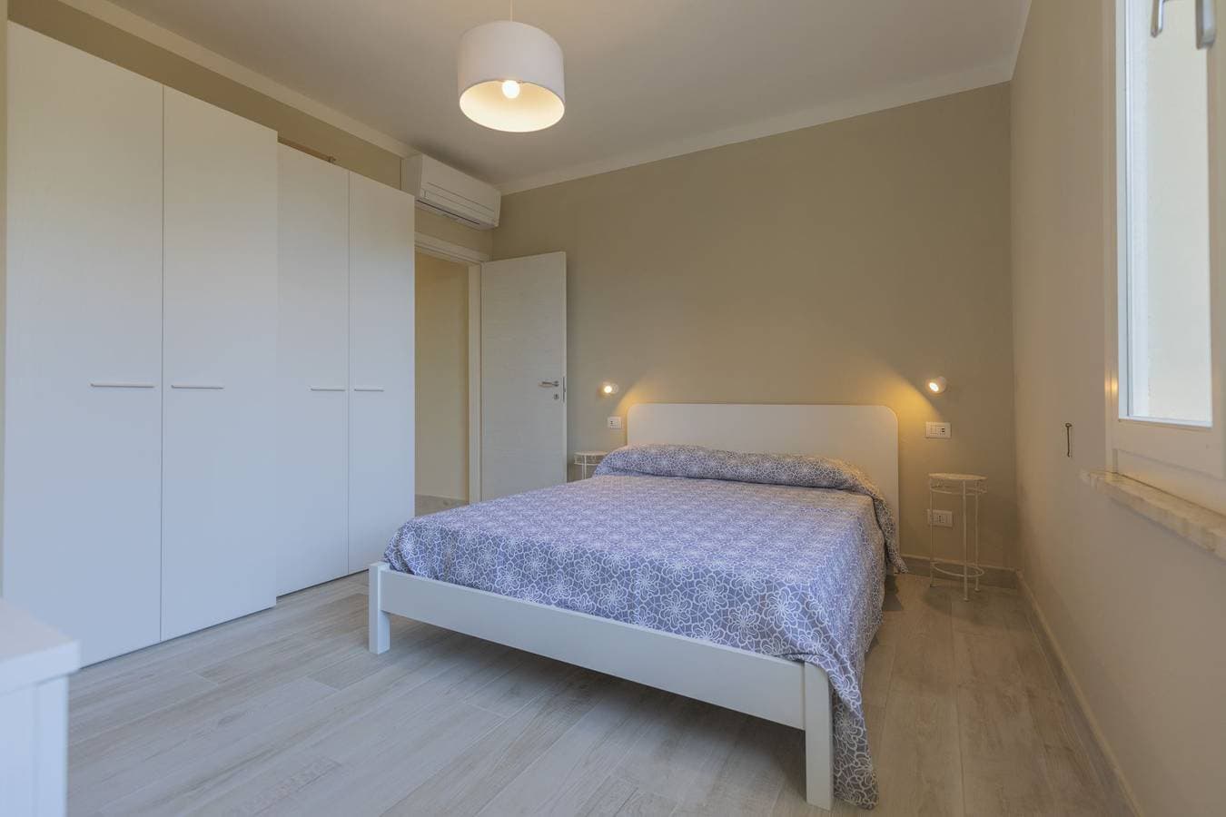 Foto 8 von 30: Ferienwohnung für 4 Personen mit Balkon
