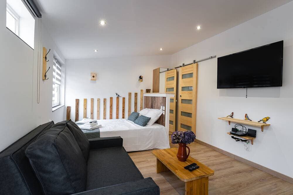 Foto 4 von 30: Apartment-Deluxe-Ensuite mit Dusche-Blick auf den Hof
