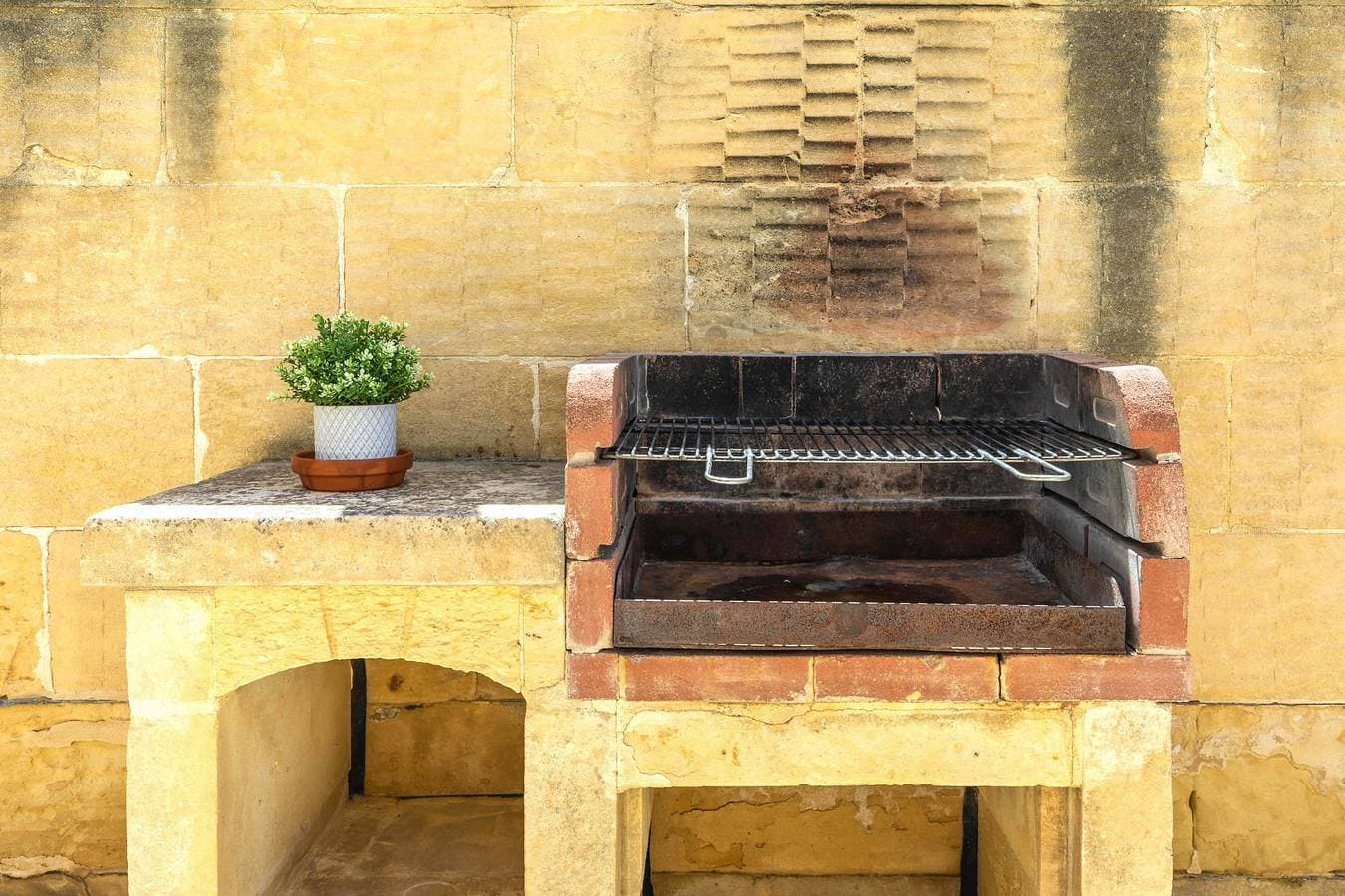 Foto 4 von 33: Villa für 4 Personen mit Garten