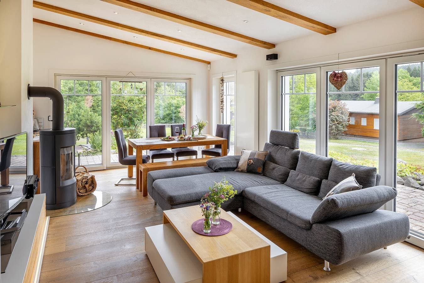 Foto 6 von 30: Ferienhaus 'Chalet Bergblick' mit Bergblick, privater Terrasse und WLAN