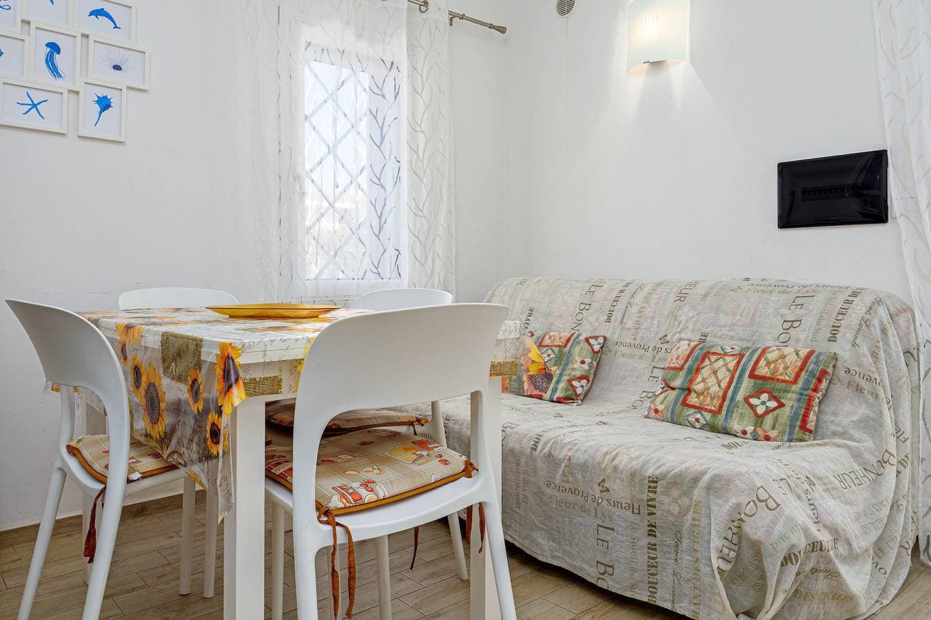 Foto 4 von 20: Ferienhaus 'Confortevole Caposchiera' mit privater Terrasse, WLAN und Klimaanlage