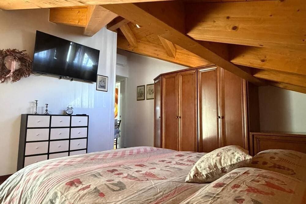 Foto 3 von 30: Comfortable attic in the hills of Trento