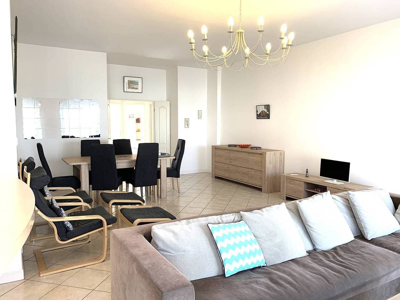 Foto 12 von 17: Ferienwohnung für 6 Personen mit Balkon