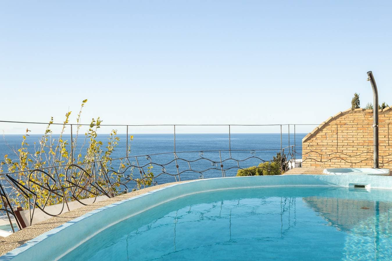 Foto 3 von 33: Villa „Casa Lobo“ mit beheiztem Privatpool, Meerblick, Garten & Klimaanlage