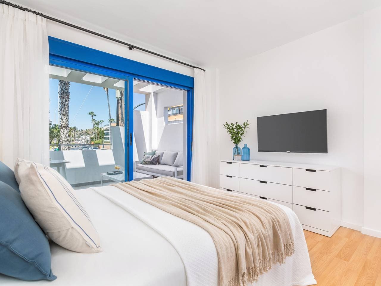 Foto 4 von 25: Studio moderne pour 4 pers. proche mer à Malaga - Clim, wifi, cuisine équipée