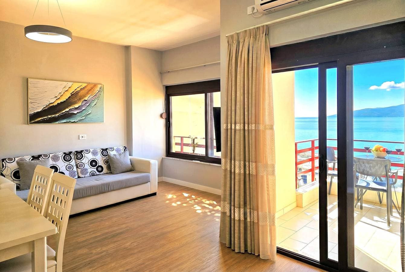 Foto 2 von 27: Ferienwohnung für 3 Personen mit Balkon