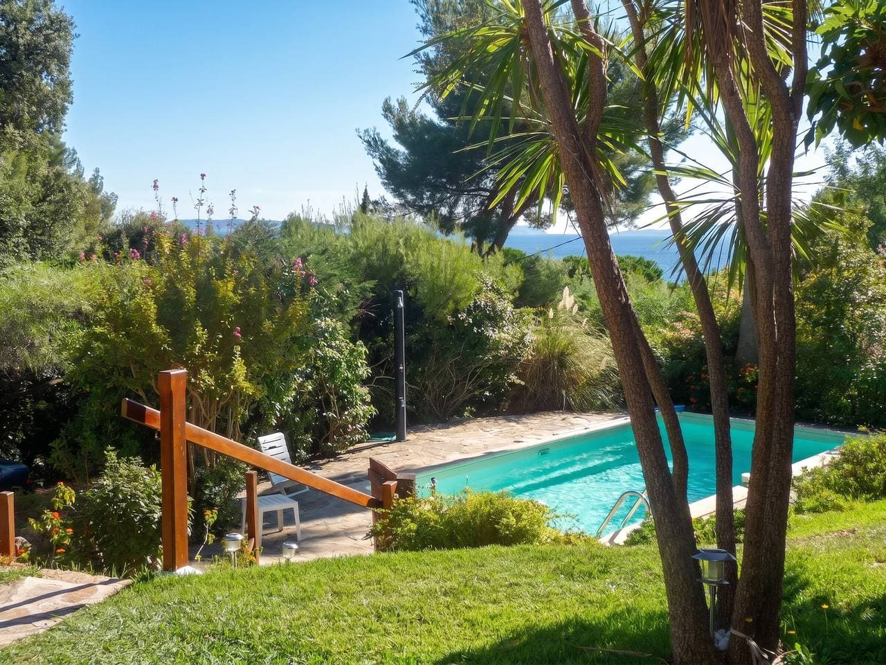 Foto 3 von 22: Villa mit Pool nahe Le Lavandou, 160 m²