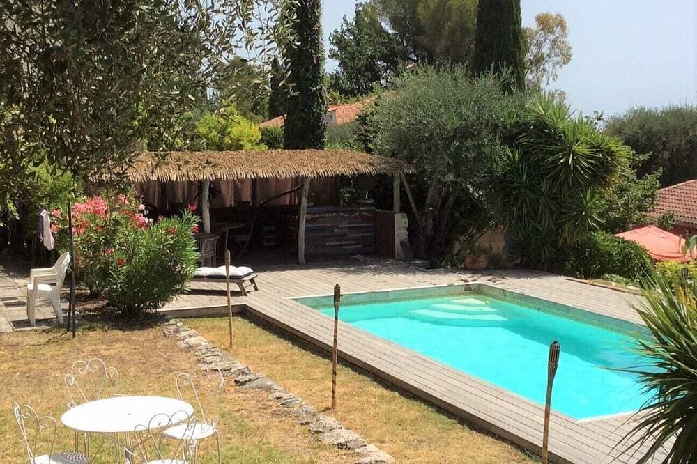Foto 11 von 15: Charming villa with swimming pool - sleeps 8