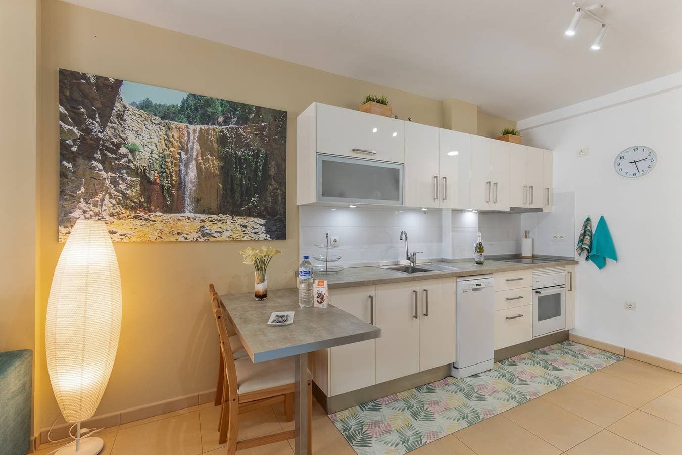 Foto 4 von 23: Apartment 'Calas' mit Bergblick, WLAN und Klimaanlage