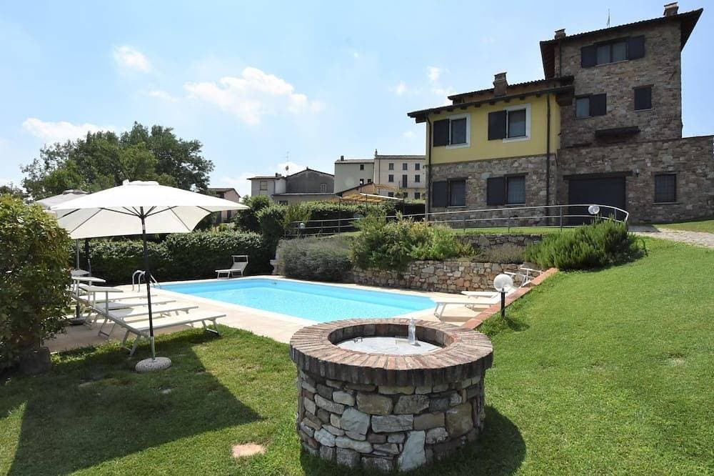 La Corte Bricca (Bilo D) 1