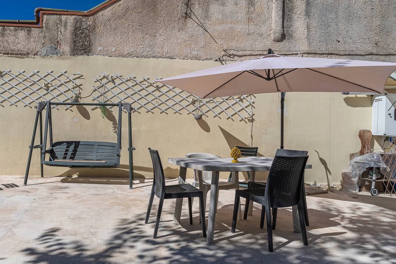 Foto 4 von 26: Apartment 'Casacecilia Relax Paola' mit privater Terrasse, WLAN und Klimaanlage