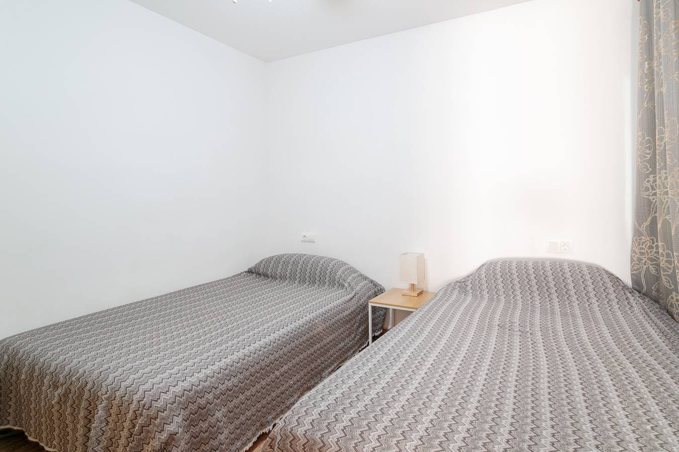 Foto 12 von 26: Bungalow 'Magnolias 20 En Santa Pola' mit Privatterrasse, Wi-Fi und Klimaanlage