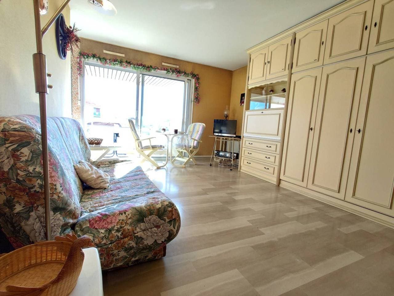 Foto 4 von 13: Studio avec Terrasse et Parking, Plages à 250m, Antibes