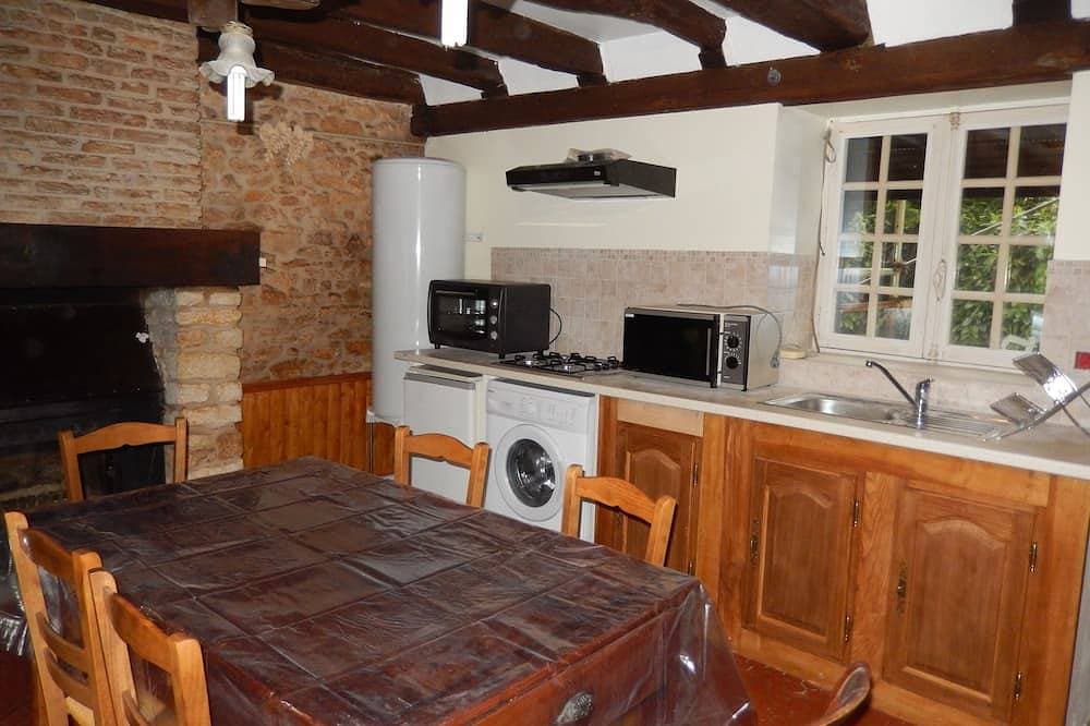 Charming cottage 1