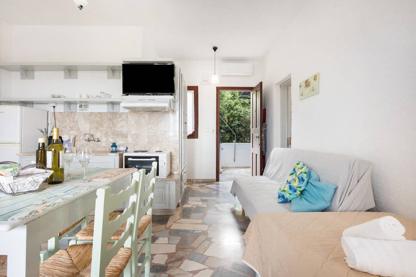 Foto 5 von 21: Ferienwohnung in einem Hotel 'mit Meerblick-Creta' mit Meerblick, WLAN und Klimaanlage